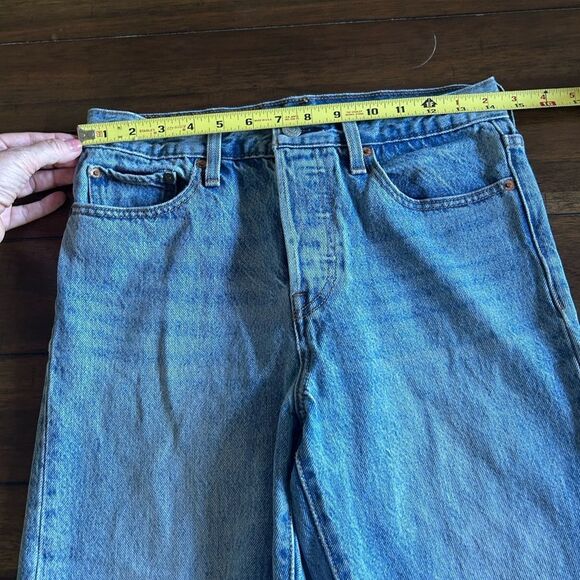 Levi’s Premium Wedgie Raw Hem Button Fly High Rise Straight Leg Jeans Size 27 - Picture 2 of 14